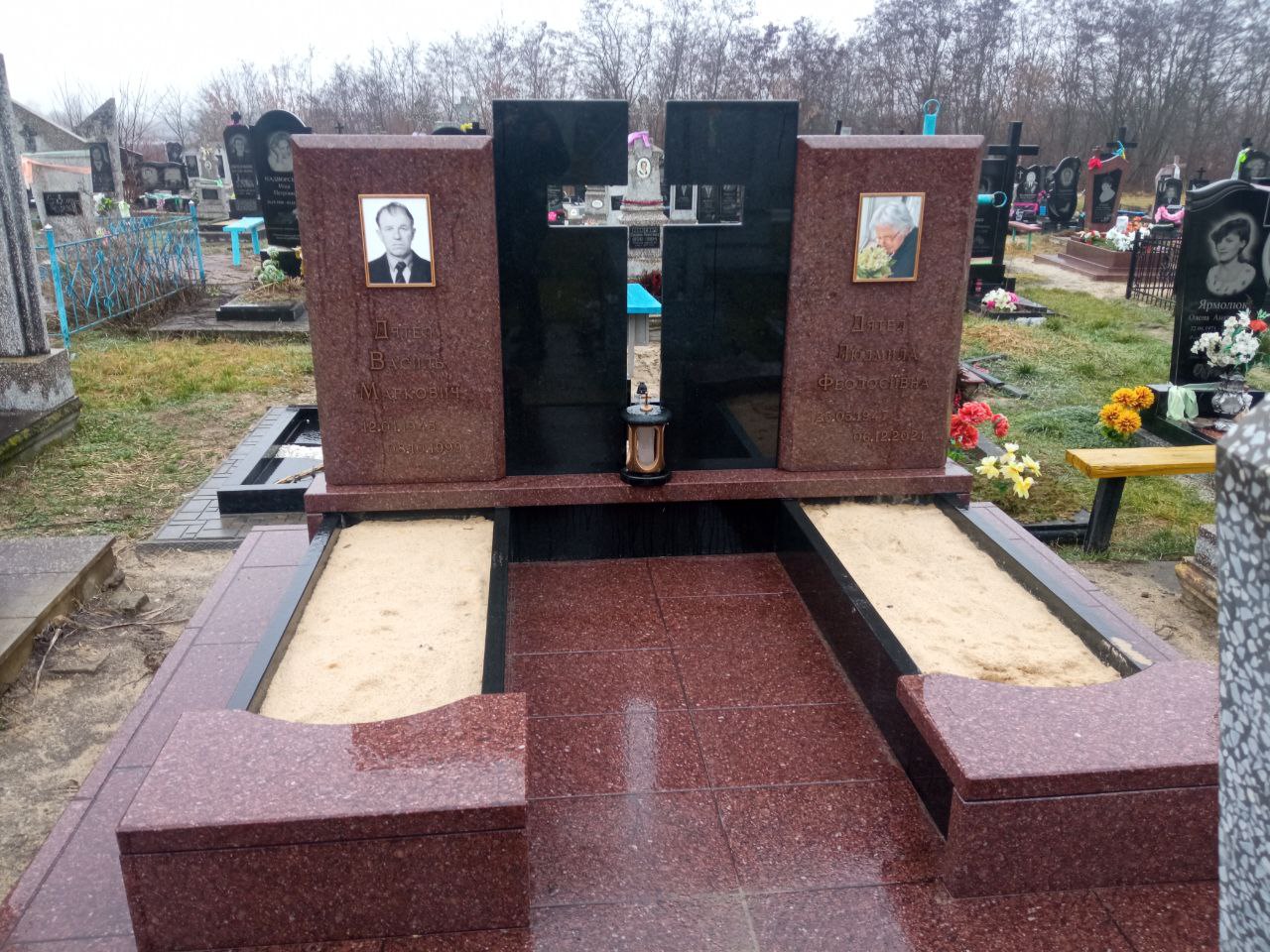 Памятник 5